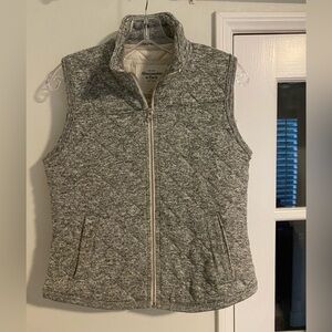 Abercrombie & Fitch Heathered Gray Women's Vest